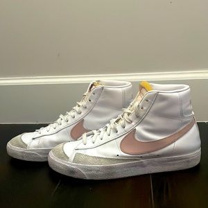Pink Nike Blazer Mid’s Sz 9W